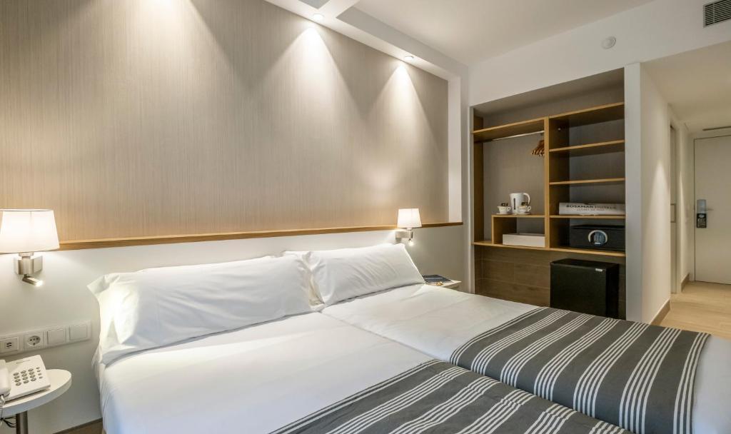 Rosamar Es Blau - Adults Only +21 4*